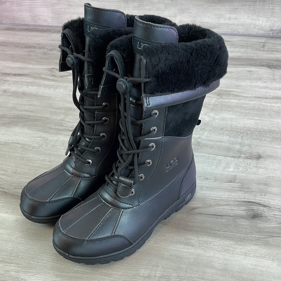 🍁UGG🍁  BUTTE II TOGGLE TALL BLACK CWR KIDS WINTER WATER PROOF TALL BOOTS - Picture 9 of 16
